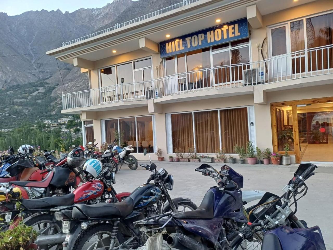 Hilltop Hotel, Hunza Karimabad  Zewnętrze zdjęcie