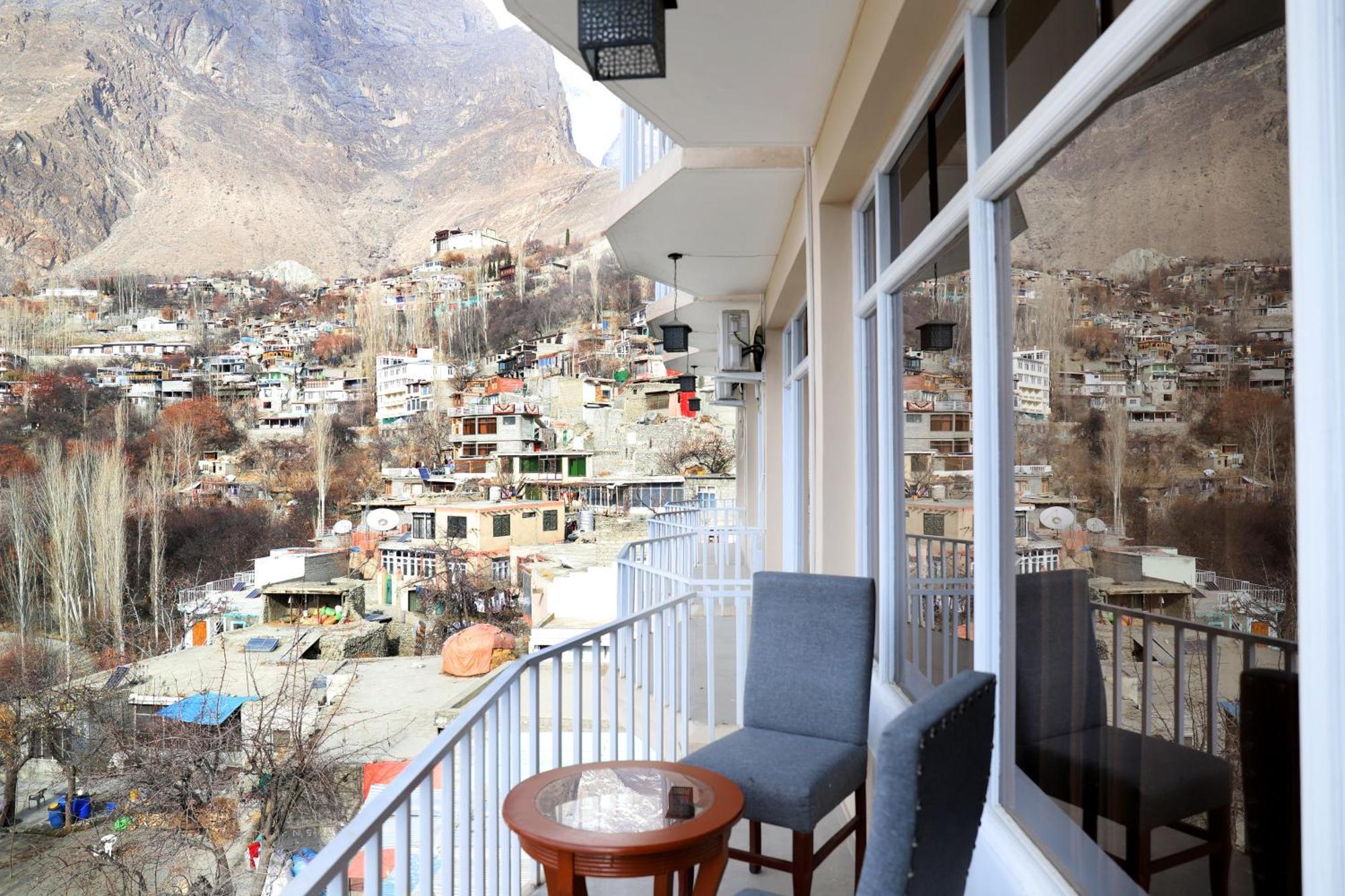 Hilltop Hotel, Hunza Karimabad  Zewnętrze zdjęcie